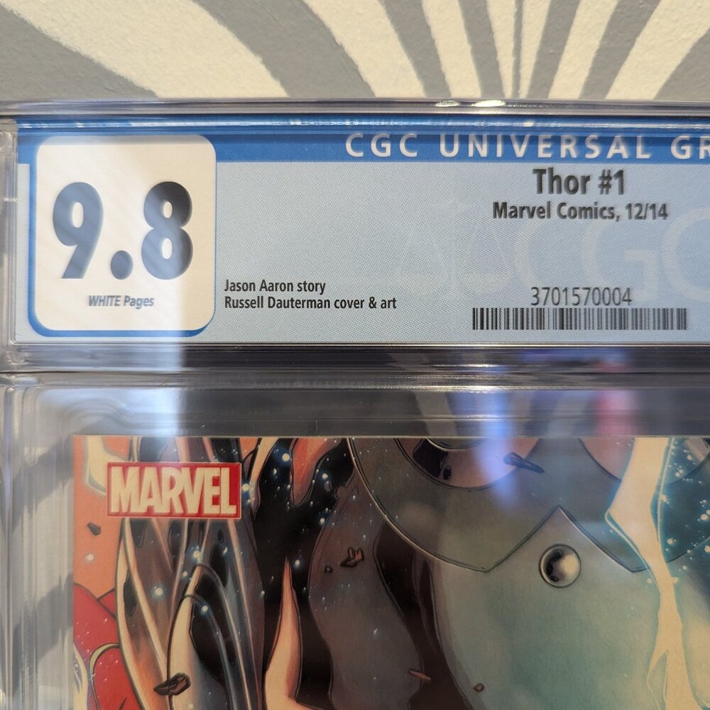 Thor #1 (2014) – CGC 9.8 White Pages - Picture 2 of 4